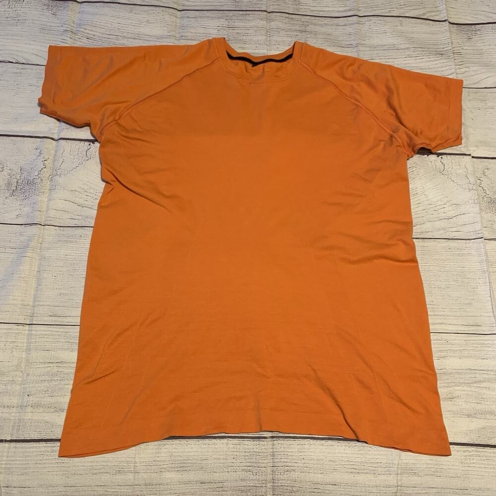 Alphalete Mens Size XXL T-Shirt Active Pullover Orange